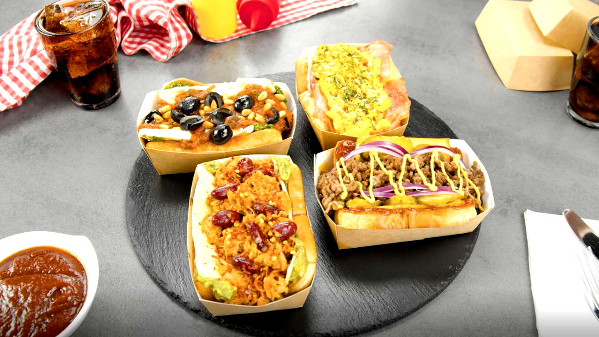 4 délicieux hot-dogs avec du pain de mie