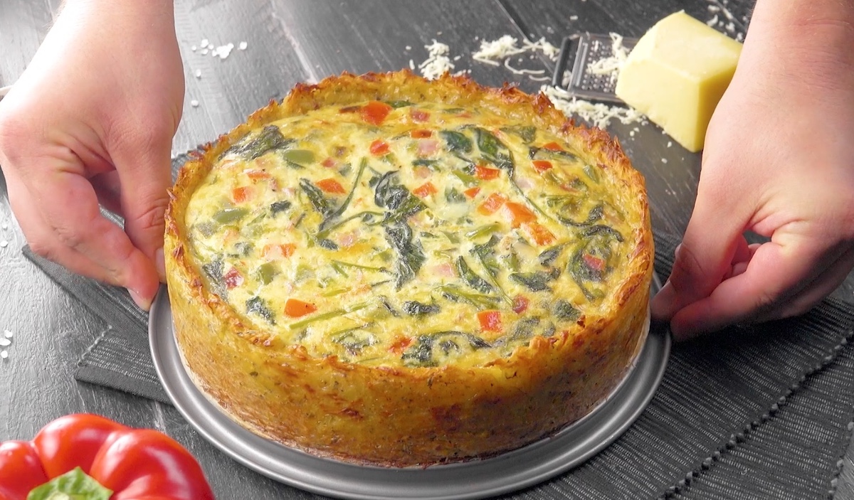 Quiche de pommes de terre aux légumes et aux épinards