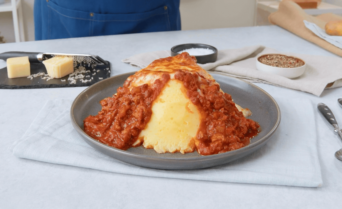 volcan de purée de pommes de terre avec viande hachée