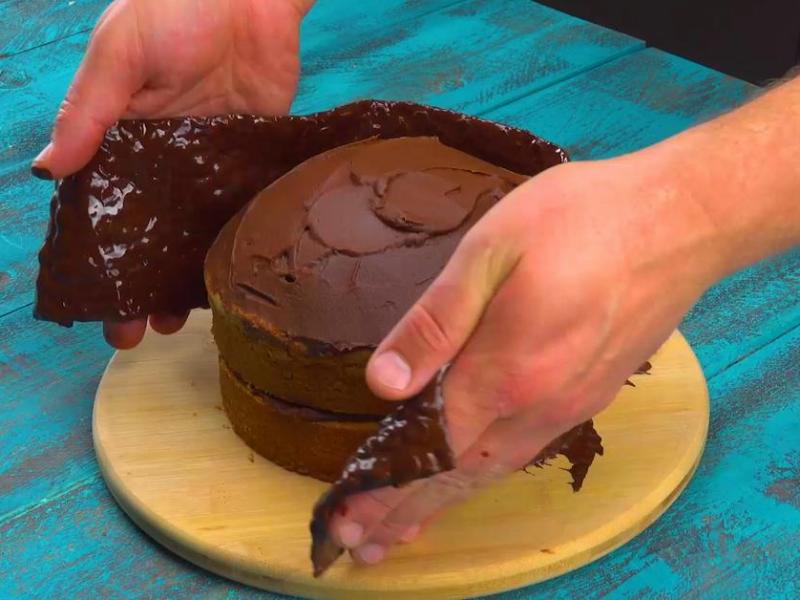 7 déco au chocolat pour les gâteaux