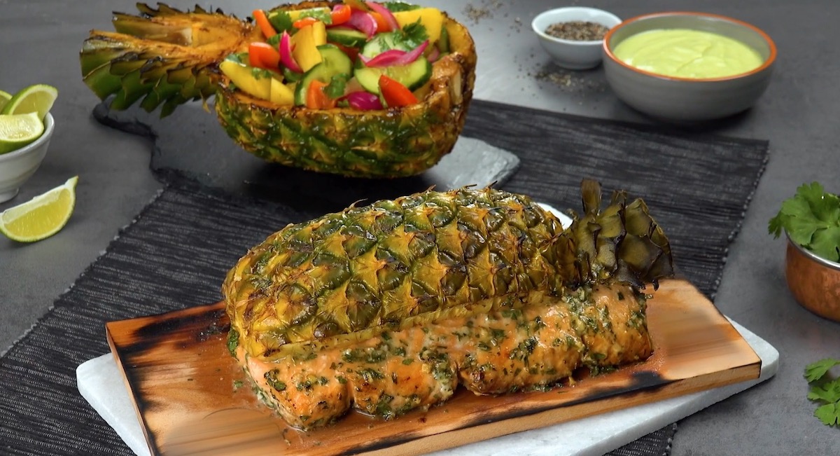 Filet de saumon grillé à l'ananas