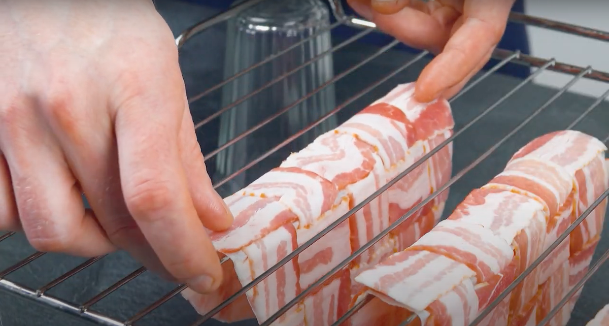 faire cuire le bacon sur une grille