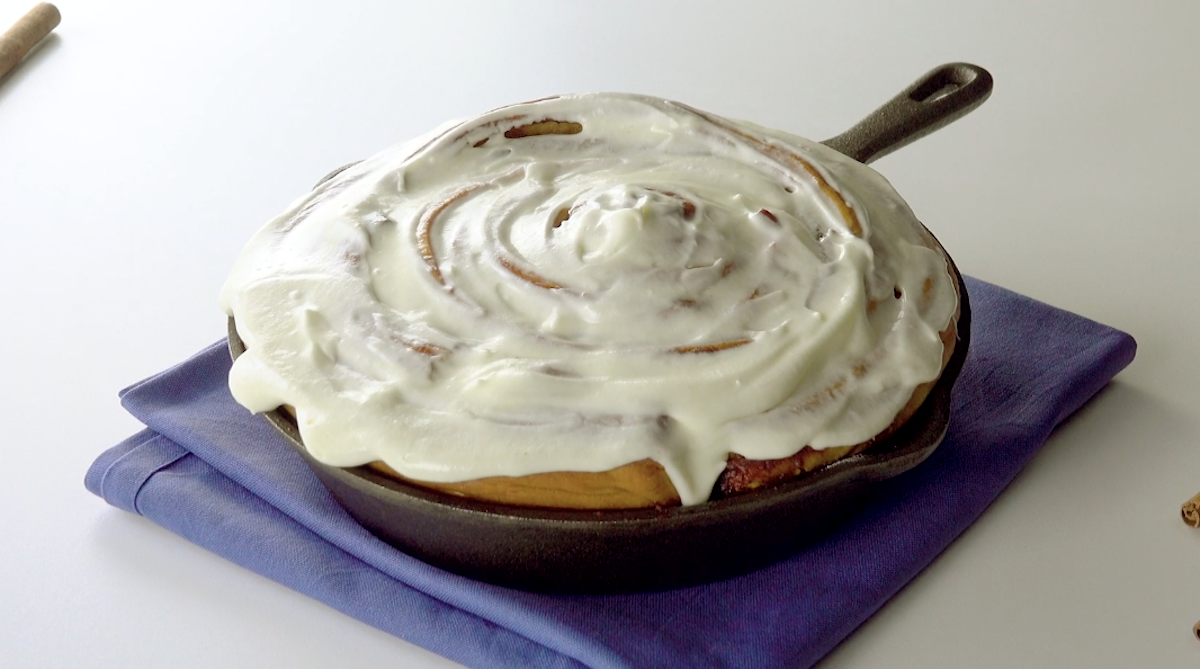 Cinnamon roll géant pour un maximum de plaisir