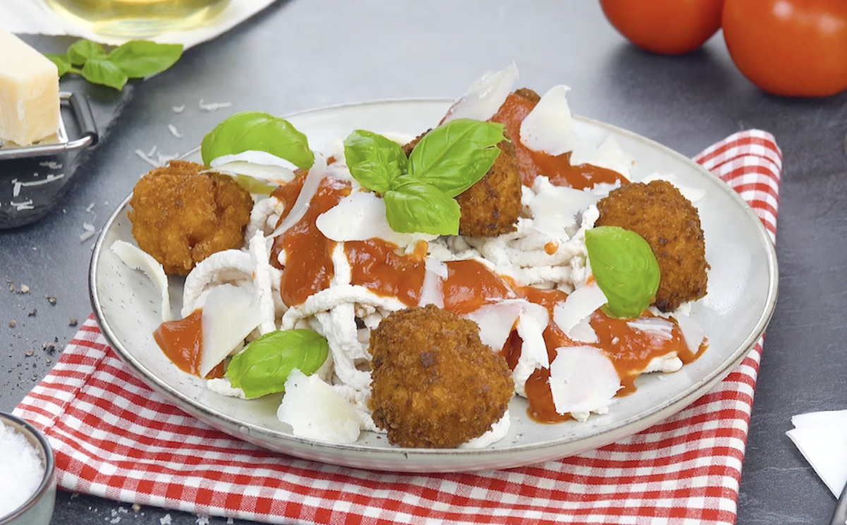 Pâtes au fromage avec du blanc de poulet mais autrement