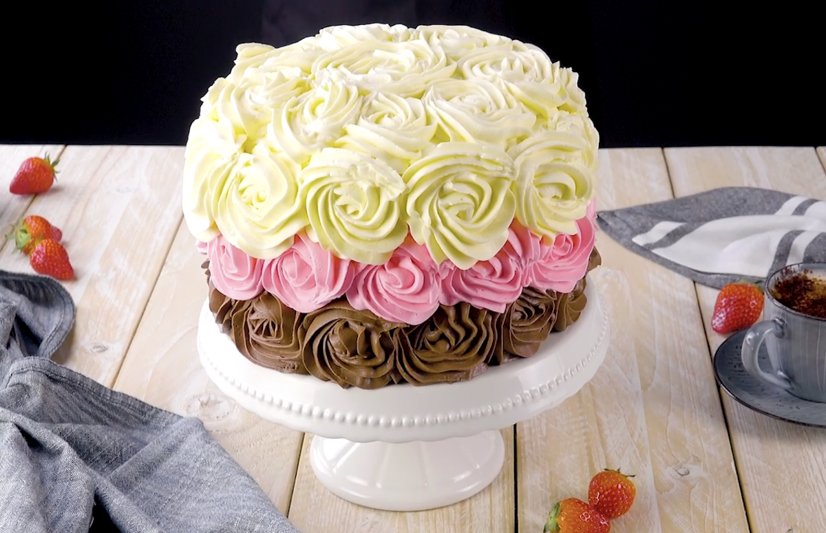 gateau en forme de roses