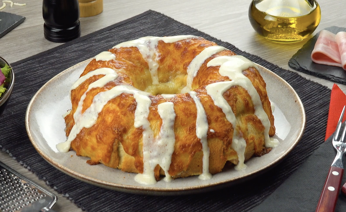 couronne de pain de mie nappé de crème